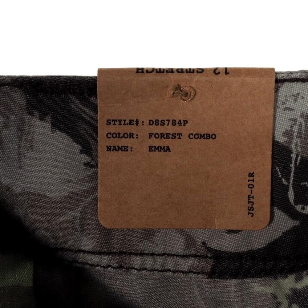 Jeanstar Womens Size 12 Camouflage Cargo Capris  Stretch - Picture 7 of 8